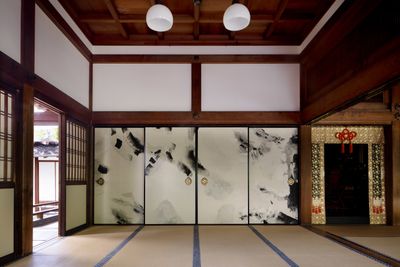 Installation view, Elizabeth Peyton: daystar hakuro, Ryosokuin Temple, Kyoto, Japan, 8—24 September, 2024.