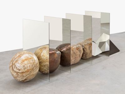 Alicja Kwade, Trans-for-Men (Fibonacci) 5 (2020). Branco granite, stainless steel, stone, bronze, petrified wood. 107 x 75 x 312cm.