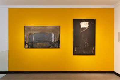 Exhibition view: Tàpies Today, Galeria Mayoral, Paris (6 February–24 July 2020).