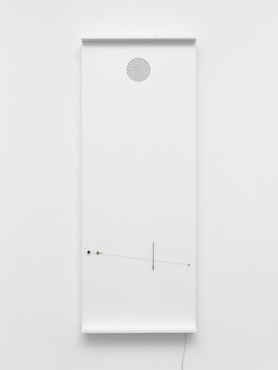 Takis, Musical (1966). Painted wood, electrical circuit, needle and cord. 206 x 79.9 x 16.2 cm.