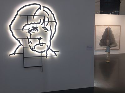 Los Carpinteros, It's Not Che, It's Angela Merkel (2014). Powder coated aluminium, LED lights. 170 x 120 cm; Babel Gris (2017). Watercolour on paper. 214.5 x 243 cm; Vlassis Caniaris, Garbage Child 4 (1974). Exhibition view: Galere Peter Kilchmann, Art Düsseldorf (17–19 November 2017).