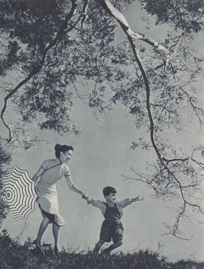 唐遵之，《妈妈，到那边去！》，1955。照片文献。图片提供：中间美术馆。