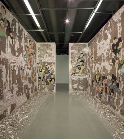 Latifa Echakhch, Crowd Fade (2017). Fresco. Exhibition view: Istanbul Modern, 15th Istanbul Biennial, Istanbul (16 September–12 November 2017).