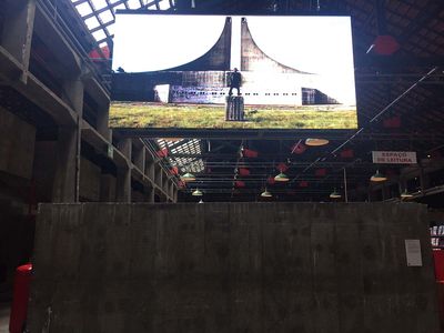 Thando Mama, Of Nationhood (2015). Exhibition view: 20th Contemporary Art Festival Sesc_Videobrasil, Sesc Pompéia, São Paulo (3 October 2017–14 January 2018). Photo: Camila Belchior.