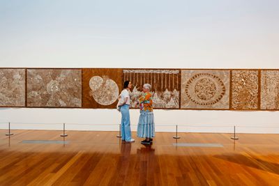 Mayur and Tushar Vayeda, Dhartari: The creation of the world (2021). Exhibition view: The 10th Asia Pacific Triennial of Contemporary Art, Queensland Art Gallery | Gallery of Modern Art, Brisbane (4 December 2021–25 April 2022).