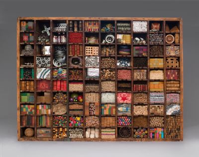 La Wilson, Retrospective (2004–2006). Wood box with found objects. 88.59 x 117.48 x 23.18 cm. Collection the Akron Art Museum purchased by exchange with funds from Mr. Lucien Q. Moffitt.