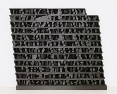 Louise Nevelson, Untitled (1971). Wood painted black. 83 elements plus 1 part base. 188 x 241.3 x 27.9 cm. © 2021 Estate of Louise Nevelson/Artists Rights Society (ARS), New York. Photo: Kerry Ryan McFate.