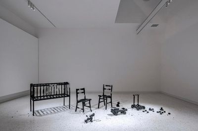 Mona Hatoum, Remains (play space) (2019). Wire mesh and wood. Dimensions variable. Exhibition view: + and -, Winsing Art Place, Taipei (2 April–3 July 2022).