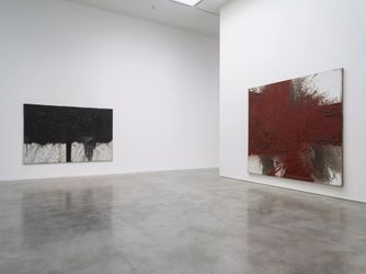 Exhibition view: Hermann Nitsch, Selected Paintings, Actions, Relics, and Musical Scores, 1962–2020, Pace Gallery, West 25th Street, New York (17 March–29 April 2023). Courtesy Pace Gallery.
