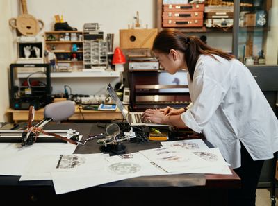 Who is Audemars Piguet Art Commission Winner Phoebe Hui?