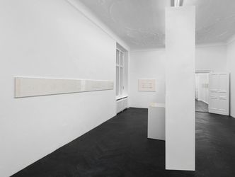 Exhibition view: Isa Genzken, Zeichnung Plan Collage 1965–2018, Galerie Buchholz, Berlin (9 December 2022–25 February 2023). Courtesy Galerie Buchholz.