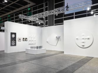 Exhibition view: Axel Vervoordt Gallery, Art Basel Hong Kong 2022, Hong Kong (27–29 May 2022). Courtesy Axel Vervoordt Gallery.