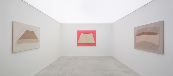 Exhibition Installation: Tsuyoshi Maekawa, Axel Vervoordt Gallery, Antwerp (13 August 2022—17 September 2022). Courtesy Axel Vervoordt Gallery.