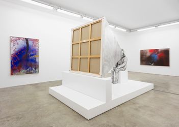 Exhibition view: Hans Hartung, Hartung 80, Perrotin, Paris (12 June–31 July 2021) and Performance by AbrahamPoincheval, Hartung, Perrotin, Paris (11–18 June 2021). © Hartung / ADAGP, Paris 2021. Courtesy the artist, Hartung-Bergman Foundation and AbrahamPoincheval/galerieSemiose. Photo: Claire Dorn.