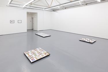 Exhibition view: Michael Queenland, Maureen Paley, London (6 April–26 May 2019).  © Michael Queenland. Courtesy Maureen Paley, London.