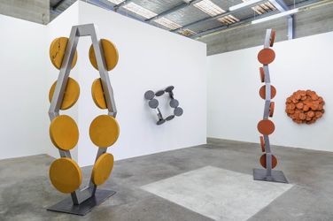 Exhibition view: Anton Parsons, Stonewall, Jonathan Smart Gallery, Christchurch (8–30 July 2022). Courtesy Jonathan Smart Gallery.