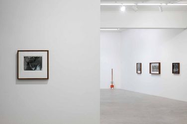 Exhibition View: Cai Dongdong, A Game of Photos, Galerie Urs Meile, Lucerne (7 December 2023–27 April 2024). Courtesy Galerie Urs Meile, Zurich/Lucerne/Beijing.