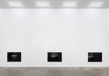 Exhibition view: Louise Lawler, LIGHTS OFF, AFTER HOURS, IN THE DARK, Sprüth Magers, Berlin (September 17–30 October 2021). Courtesy Sprüth Magers. Photo: Ingo Kniest.