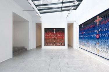 Contemporary art exhibition, Abdoulaye Konaté, The Soul of Signs at Templon, Brussels, Belgium