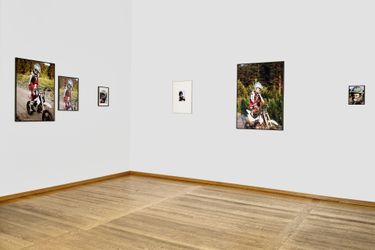Exhibition view: Hanna Putz, EGALPEZO, Knust Kunz Gallery Editions, Munich (23 June–13 July 2022). Courtesy Knust Kunz Gallery Editions.