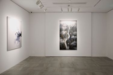 Rubén FUENTES, A Brief History of Time, installation view at DUMONTEIL Shanghai. Image ©QYing. Courtesy of Dumonteil and the artist.