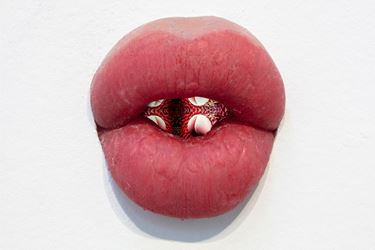 Exhibition view: Mika Rottenberg, Bowls Balls Souls Holes, Sprüth Magers, Berlin (29 September–10 November 2018). Courtesy Sprüth Magers.