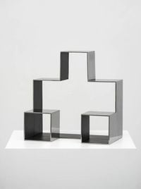 KV 256 by Lygia Pape contemporary artwork sculpture