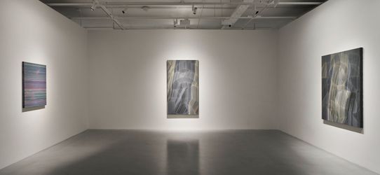 Exhibition view: Peter Peri, Crescent, Pearl Lam Galleries, Shanghai (9 September–29 October 2023). Courtesy Pearl Lam Galleries.