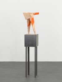 ��������� �����������untitled: pointer; 2018 by Phyllida Barlow contemporary artwork sculpture