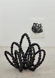 Jean-Michel Othoniel, Black Lotus, Exhibition view, K3Photo: Keith Park, Courtesy of Kukje Gallery. Image provided by Kukje Gallery