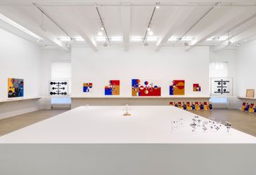 Exhibition view: Gabriel Orozco, Marian Goodman Gallery, New York (12 May–24 June 2023). Courtesy Gabriel Orozco.