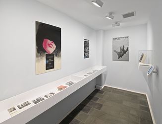 Exhibition view: Alina Szapocznikow, To Exalt the Ephemeral: Alina Szapocznikow, 1962 – 1972, Hauser & Wirth, 69th Street, New York (29 October–21 December 2019). © Alina Szapocznikow. Courtesy the artist and Hauser & Wirth. Photo: Genevieve Hanson.