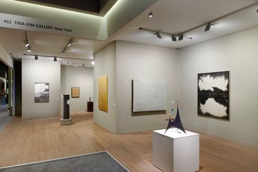 Exhibition view: Tina Kim Gallery, TEFAF Maastricht (11–19 March 2023). Courtesy Tina Kim Gallery. Photo: Sylvain Deleu.