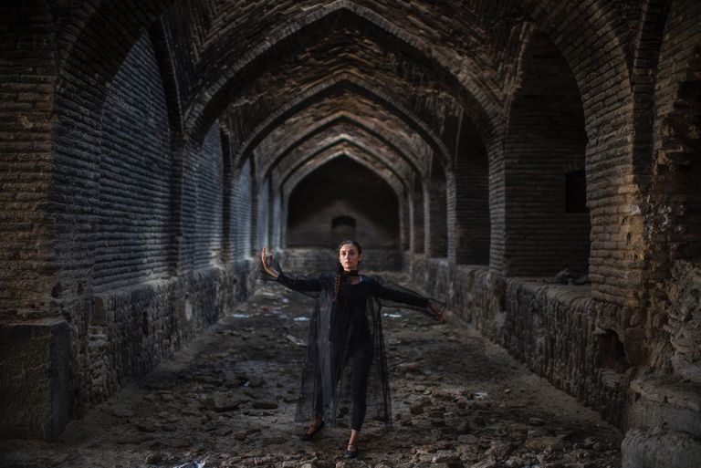 BURNING WINGS A video Program of Iranian Women Artists