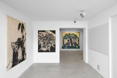 Exhibition view: Group Exhibition, Weeds Won’t Wither, JARILAGER Gallery, Cologne (26 March–24 April 2022). Courtesy JARILAGER Gallery.