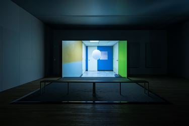 Exhibition view: Mika Rottenberg, SNEEZE, Tai Kwun Contemporary (24 October 2020–7 February 2021). Courtesy Tai Kwun Contemporary. Photo: Samson, Cheung Choi Sang.