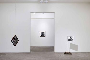 Exhibition View: Cai Dongdong, A Game of Photos, Galerie Urs Meile, Lucerne (7 December 2023–27 April 2024). Courtesy Galerie Urs Meile, Zurich/Lucerne/Beijing.