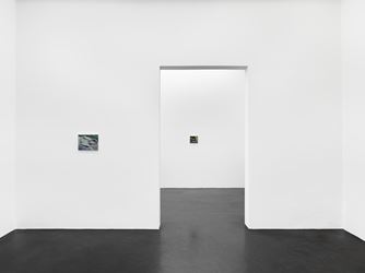  Exhibition view: Caleb Considine, for Roland and Ramona, Galerie Buchholz, Cologne (15 November 2019–4 January 2020). Courtesy Galerie Buchholz Berlin/Cologne/New York.