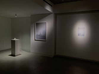 Exhibition view: Yuna Yagi, Visual/Cognition/Polarity/Universality, √K Contemporary, Tokyo (29 April–28 May 2022). Courtesy √K Contemporary.