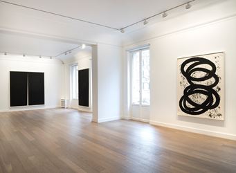 Exhibition view: Richard Serra, Double Rift, Galerie Lelong & Co., Paris (15 March–18 May 2018). Courtesy Galerie Lelong & Co.