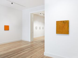 Exhibition view: Peter Tollens, Configuration, Galerie Albrecht, Berlin (3 June–15 July 2023). Courtesy Galerie Albrecht. Photo: Sandy Volz.