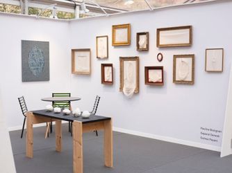 Exhibition view: Praz-Delavallade, Asia Now, Paris (20–23 October 2022). Courtesy Praz-Delavallade.