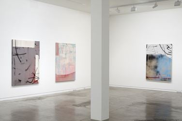 Exhibition view: Tira Walsh, Hustle, Two Rooms, Auckland (12 July–10 August 2019). Courtesy Two Rooms.