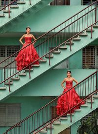 Kiara Isabel & Karla Amelia Soliño González, La Habana, Plaza de la Revolución, Nuevo Vedado by Frank Thiel contemporary artwork photography