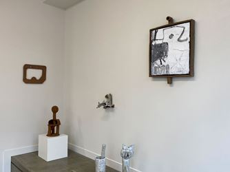 Exhibition view: Jake Walker, In one end out the other, Hamish McKay Gallery, Wellington (21 February–15 March 2020). Courtesy Hamish McKay Gallery.