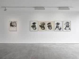 Exhibition view: Joyce Pensato, FORGETTABOUT IT, Lisson Gallery, London (19 May – 24 June 2017). Courtesy Lisson Gallery, London.