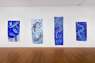 Exhibition view: Dhambit Mununggurr, I can fly, Roslyn Oxley9 Gallery, Sydney (12 October-6 November 2021). Courtesy Roslyn Oxley9 Gallery
