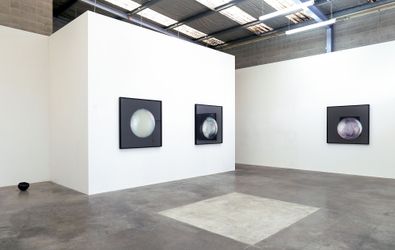 Exhibition view: Steve Carr, New Arrangements, Jonathan Smart Gallery (12 March–6 April 2024). Courtesy Jonathan Smart Gallery.