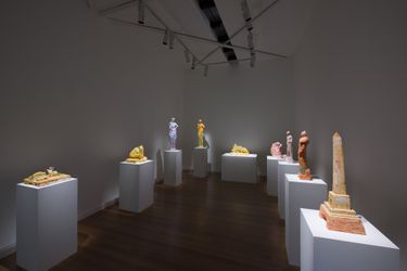 Installation view, Linda Marrinon, Pierre Fresnay and other sculptures, Roslyn Oxley9 Gallery, Sydney (14 April – 13 May 2023⁠). Photography: David Suyasa
