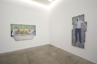 Exhibition view: Zhang Xiaogang, Recent Works, Pace Gallery, 537 West 24th Street, New York (7 September–20 October 2018). © Zhang Xiaogang. Courtesy Pace Gallery. Photo: Guy Ben-Ari.